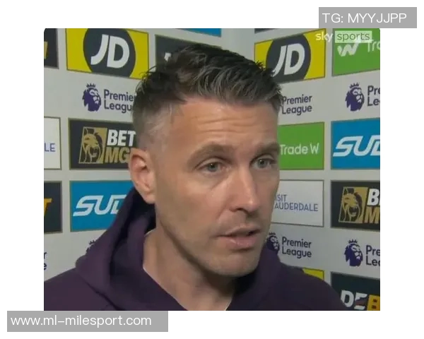 前米堡主帅罗伯爱德华兹正式回归狼队担任主教练合同为期三年半